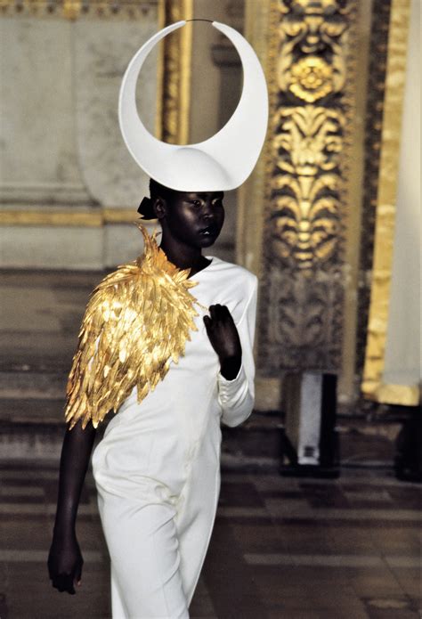 mannequin albinos givenchy|Givenchy Spring 1997 Couture Collection .